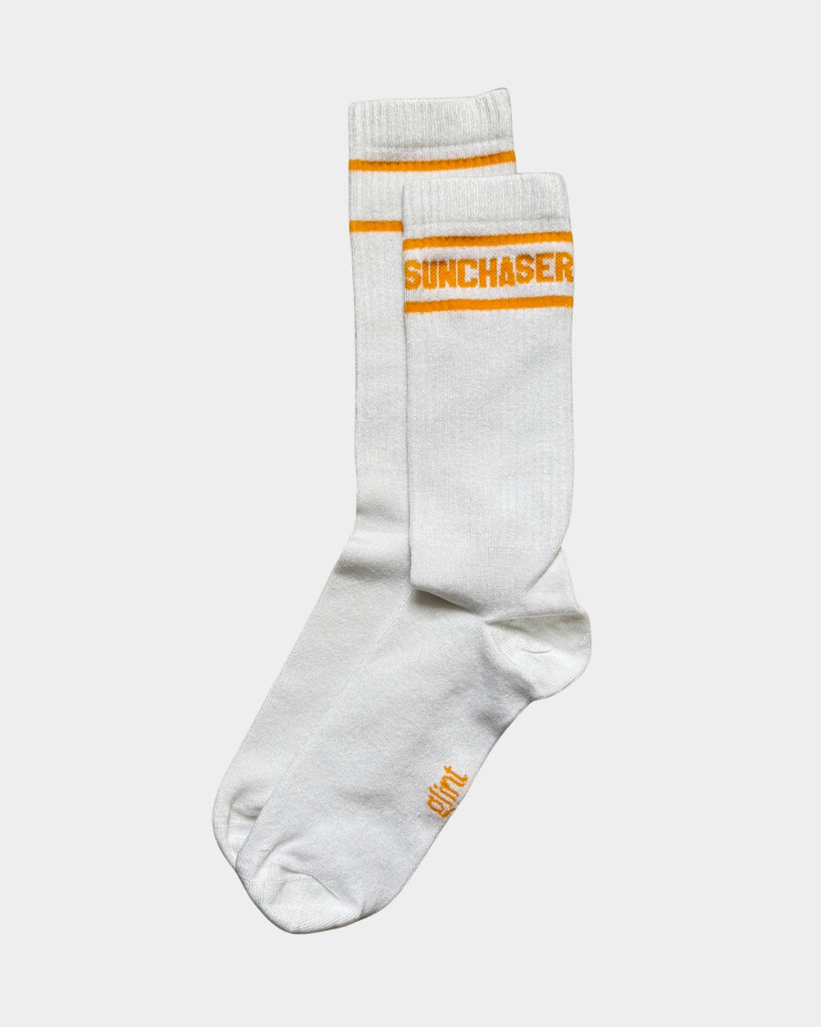 Witte bamboe sokken Sunchaser met gele strepen van Glint Antwerp, unisex, maten 36-40 en 41-46